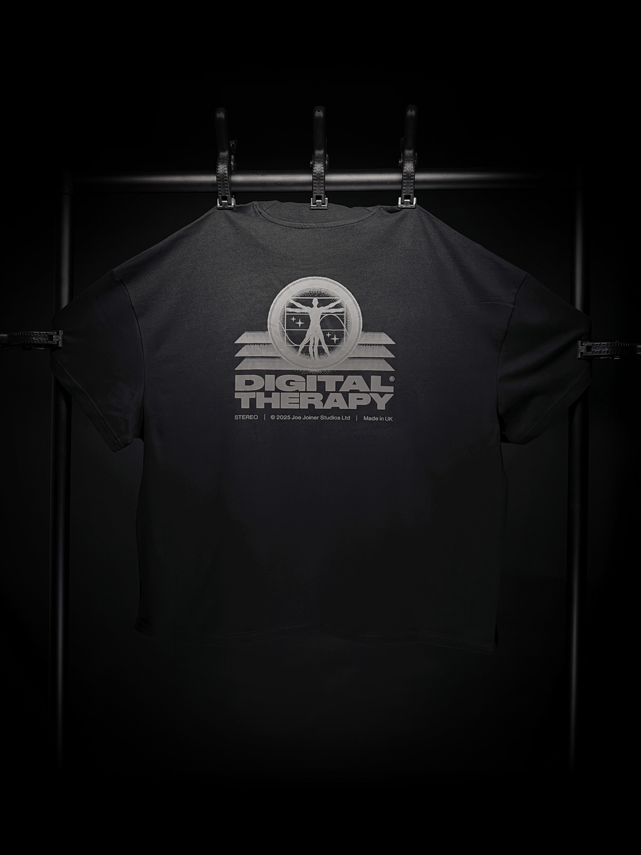 Digital Therapy_T-Shirt