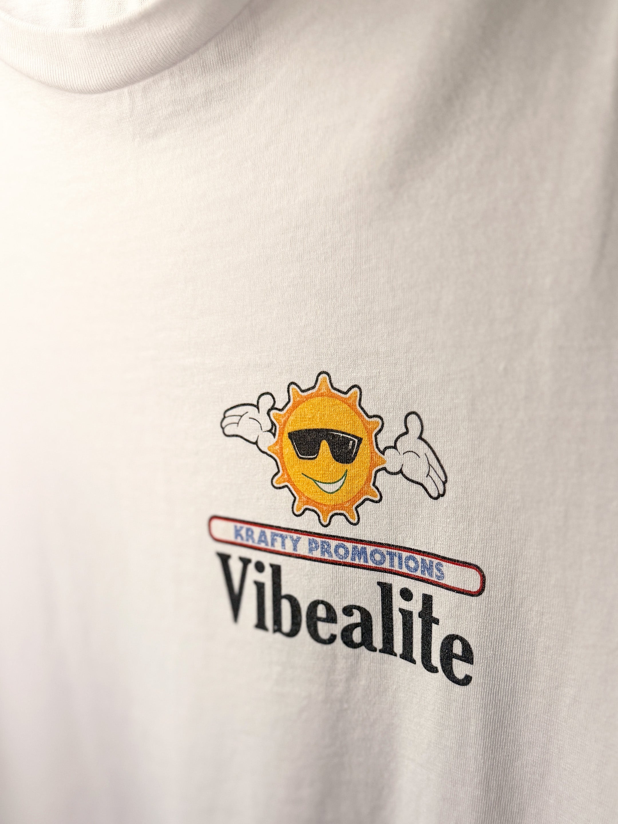VIBEALITE Longsleeve T-Shirt (L)