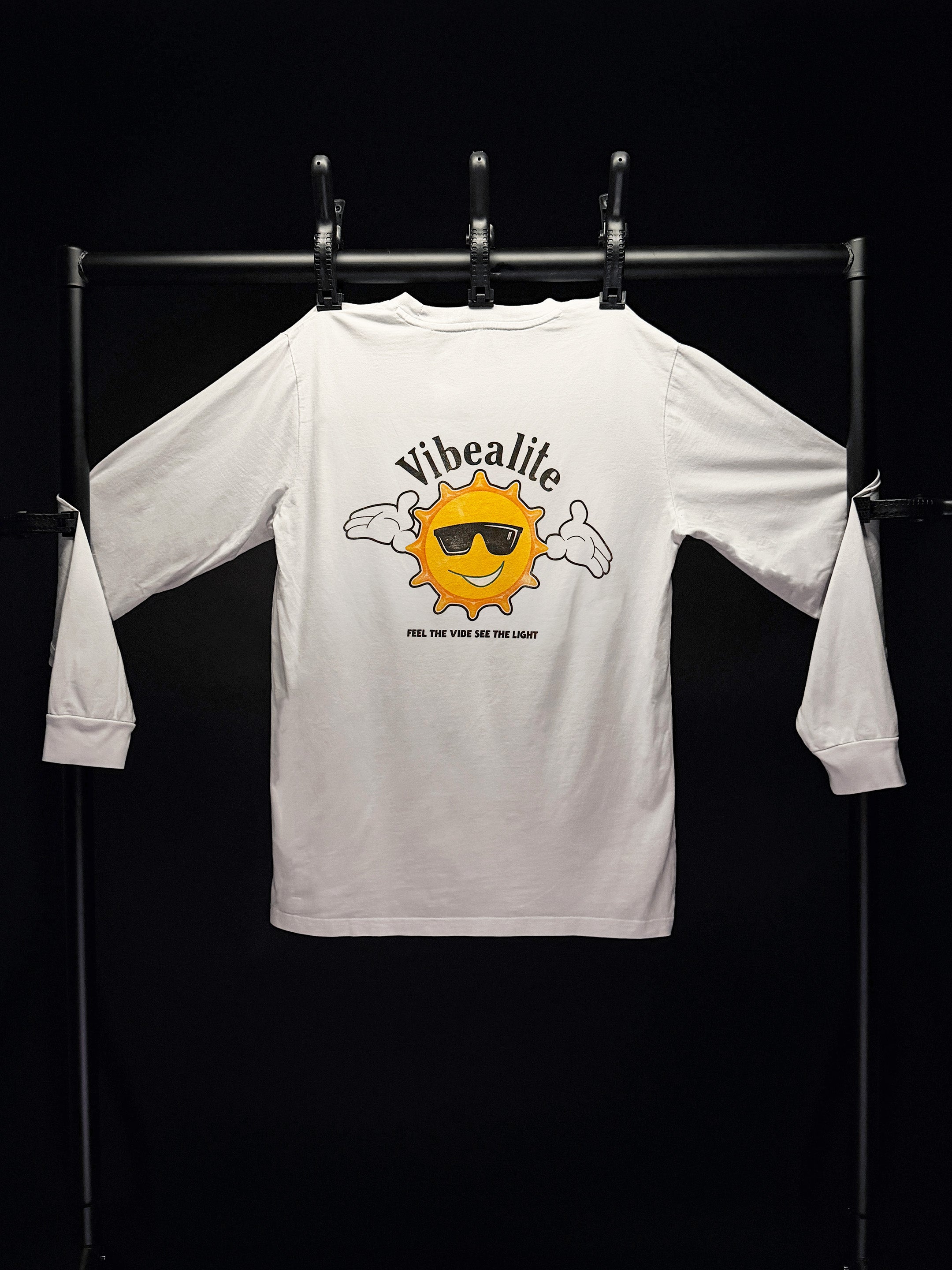 VIBEALITE Longsleeve T-Shirt (L)